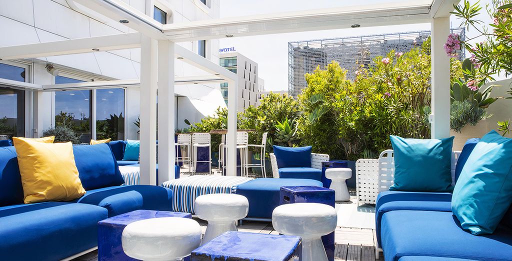 Hotel Golden Tulip Marseille Euromed 4*