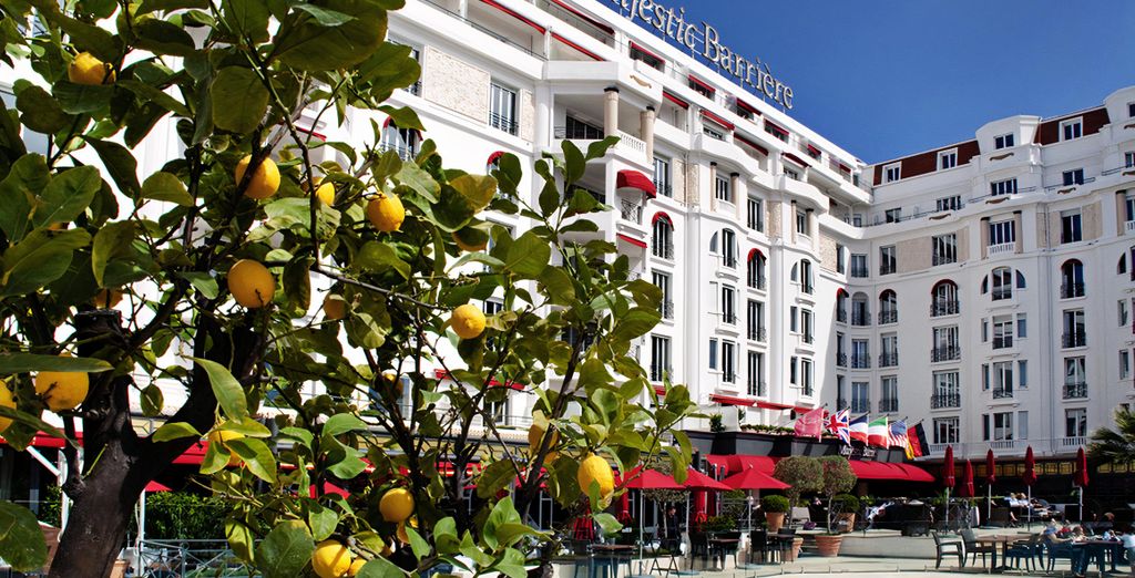 Hôtel Barrière Le Majestic 5*