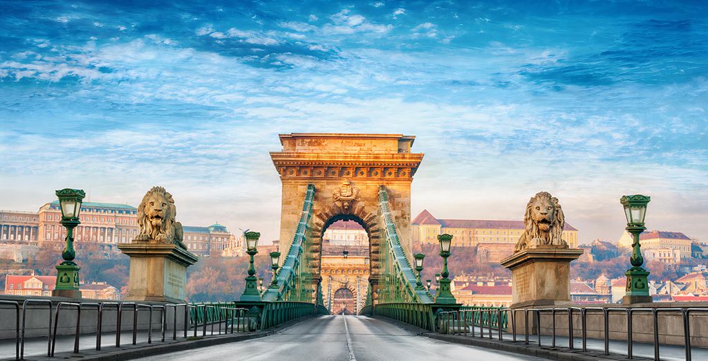 Hotel NH Collection Budapest City Center 4*