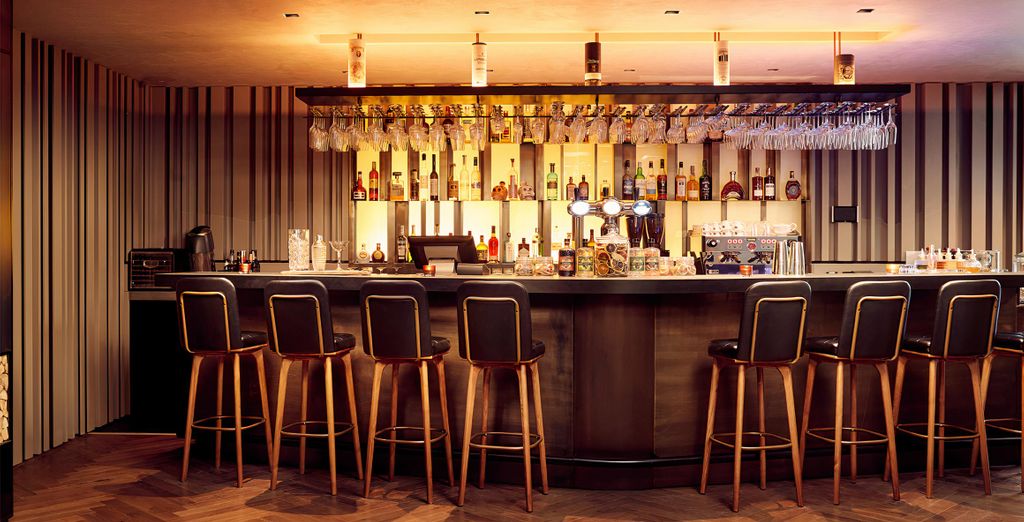 Hotel Park Plaza Vondelpark 4*