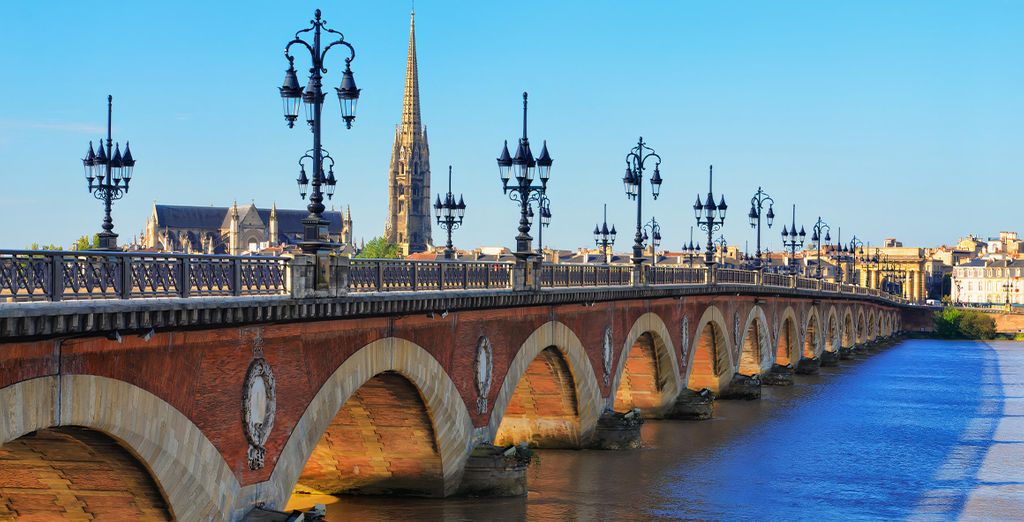 Radisson Blu Hotel Bordeaux 4*