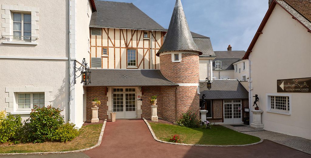 Combinato 4* Relais des Trois Châteaux, Novotel Blois Centre Val de Loire e Novotel Tours Centre Gare