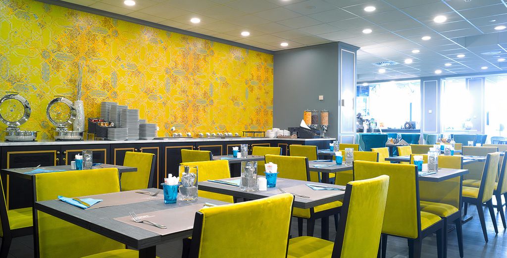 Hotel Thon Bristol Stéphanie 4*