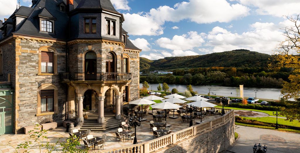 Schloss Lieser Autograph Collection