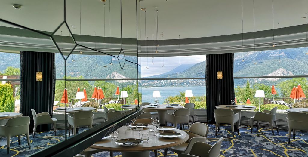 Les Trésoms Lake & Spa Resort 4*