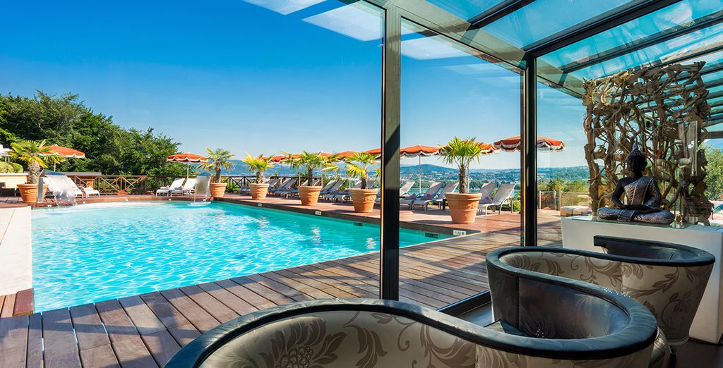Les Trésoms Lake & Spa Resort 4*