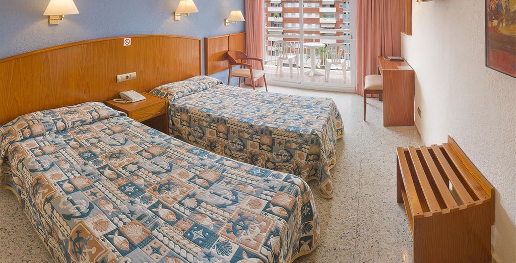 GHT Hotel Oasis Park & Spa 4*