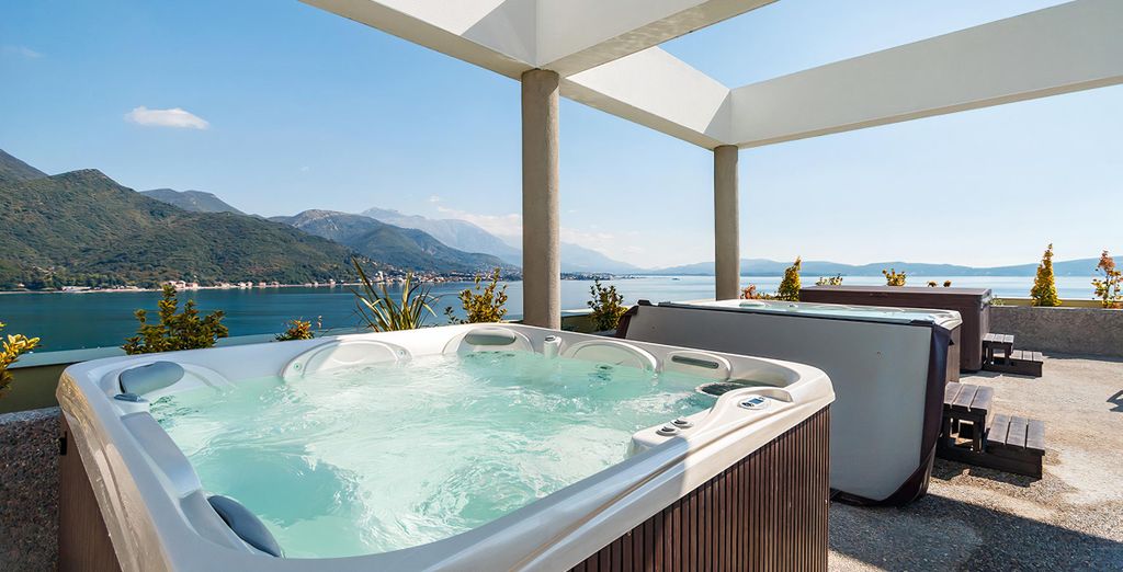 Carine Hotel Park 4*