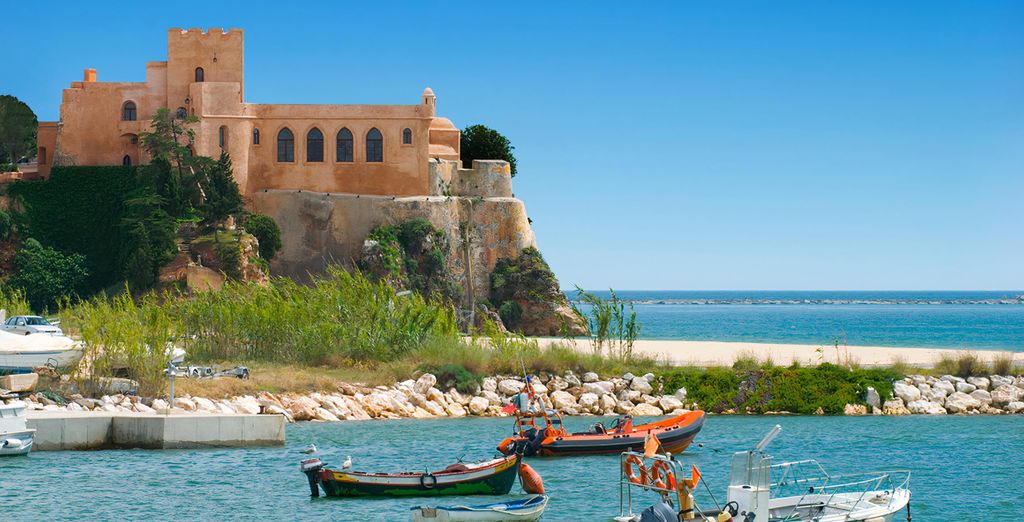 Onirya Marinha Boutique Hotel 5*