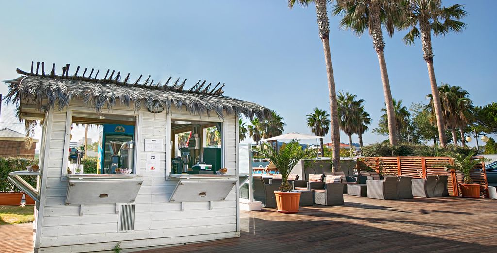 Sea Lion Hotel 4*