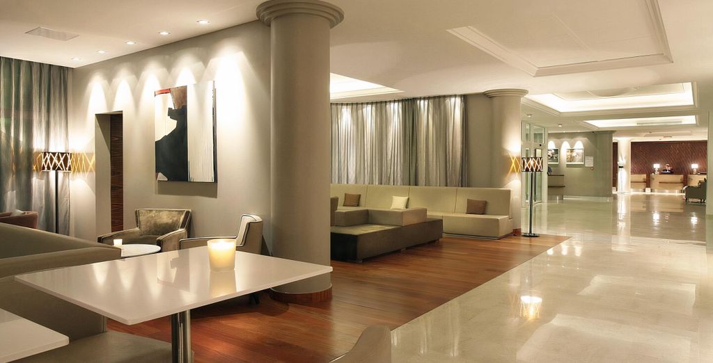 AC Hotel by Marriott Ambassadeur Antibes 4*