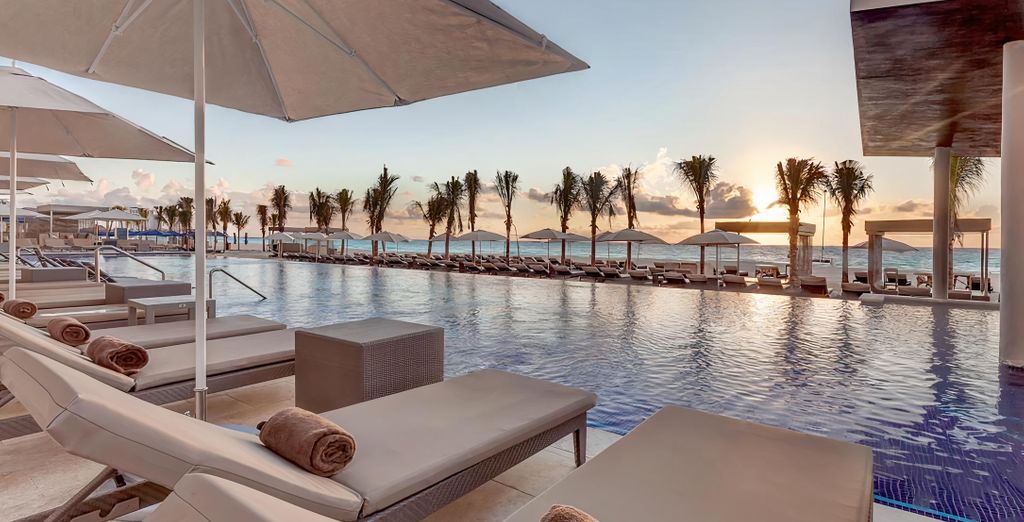 Royalton Chic Suites Cancun 5*