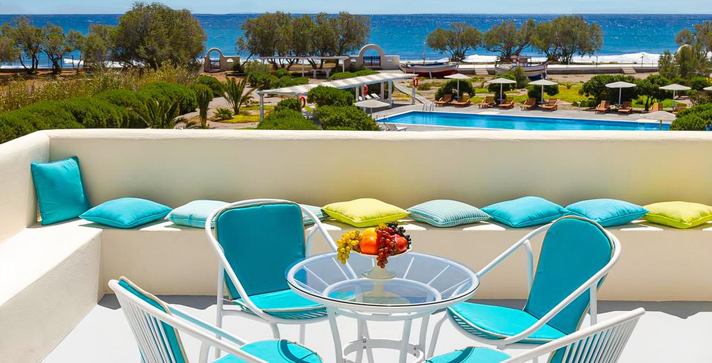 Sea Sound White Katikies 4*