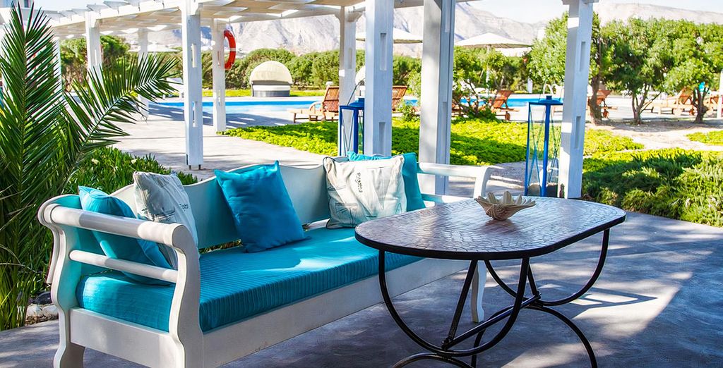 Sea Sound White Katikies 4*