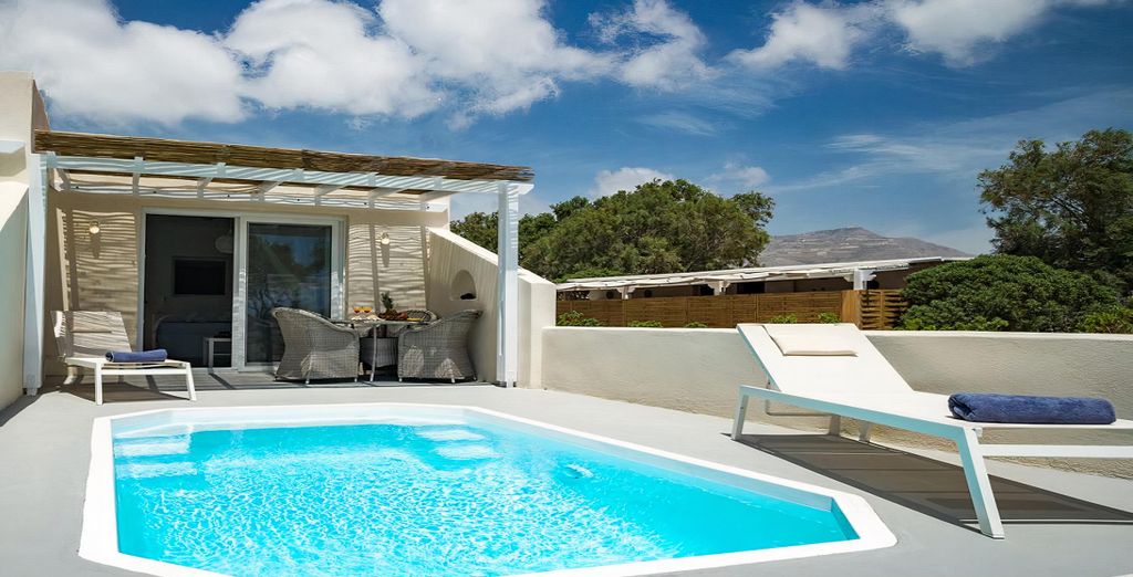 Sea Sound White Katikies 4*