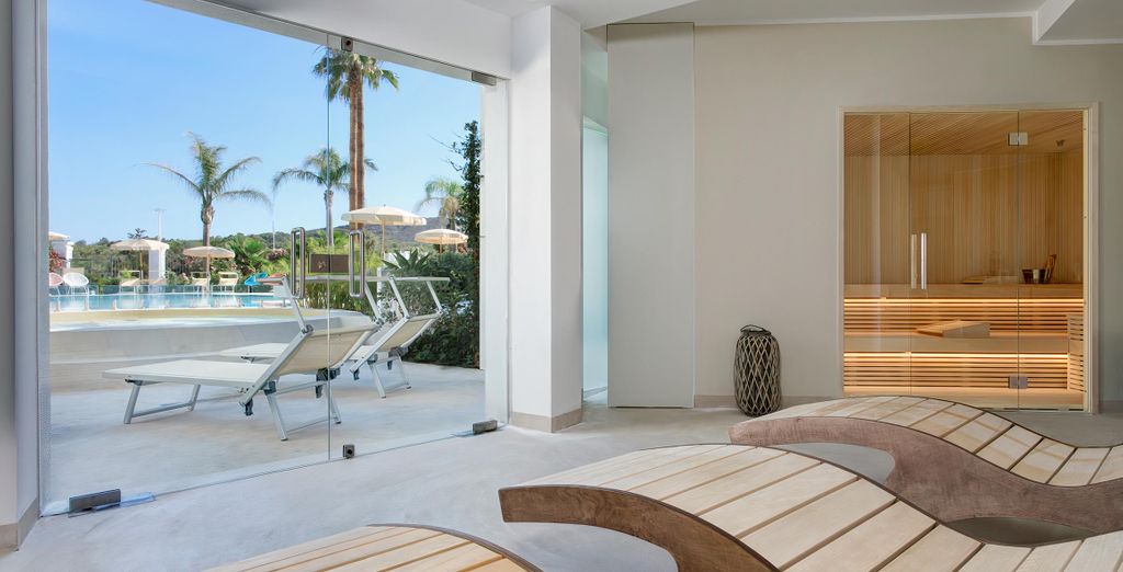 Les Sables Noirs & Spa 4*
