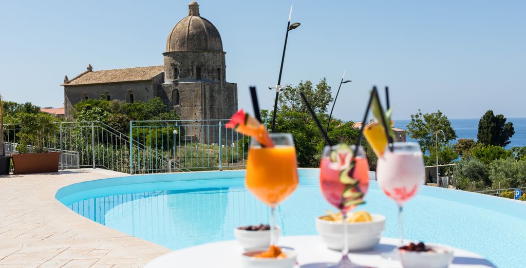 COOEE Michelizia Tropea Resort 4*
