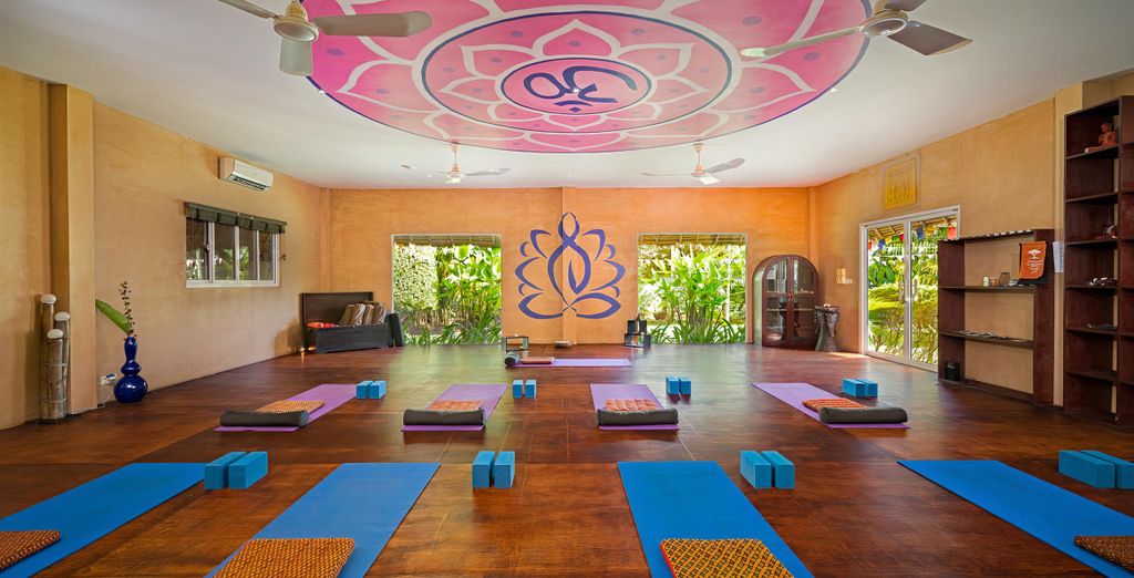 Navutu Dreams Resort 4*