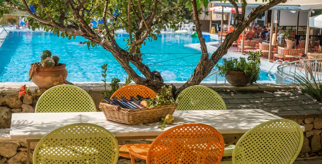 Hotel Koukounaria 4*