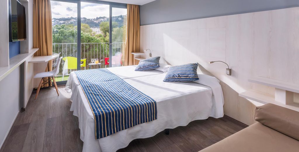 Hotel GHT Sa Riera 4*