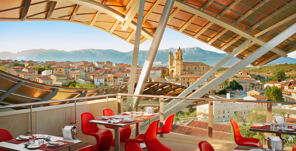 Combinado Colección de Lujo: Marqués de Riscal 5* y María Cristina 5* 