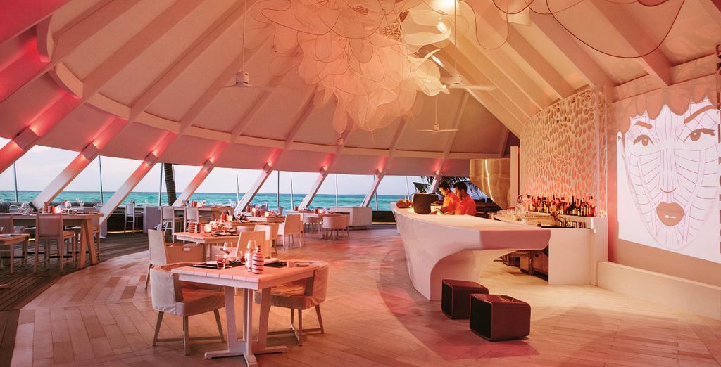 LUX* South Ari Atoll Resort & Villas 5*