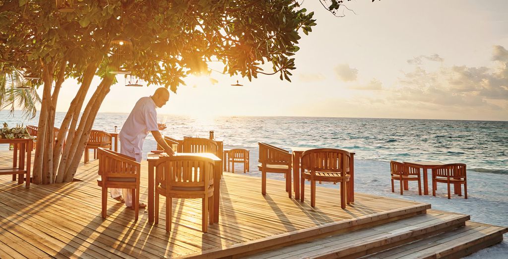 LUX* South Ari Atoll Resort & Villas 5*