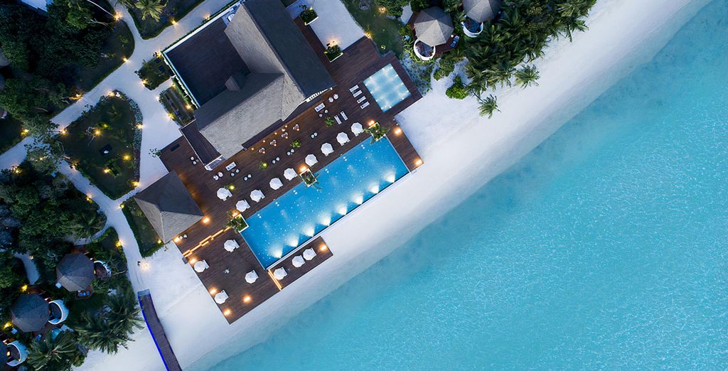 Mercure Maldives Kooddoo Resort 4* -  Adults Only