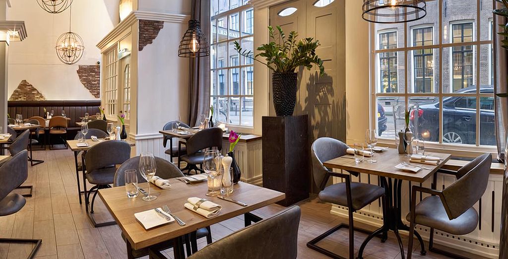 Radisson Blu Hotel, Amsterdam City Center 4*