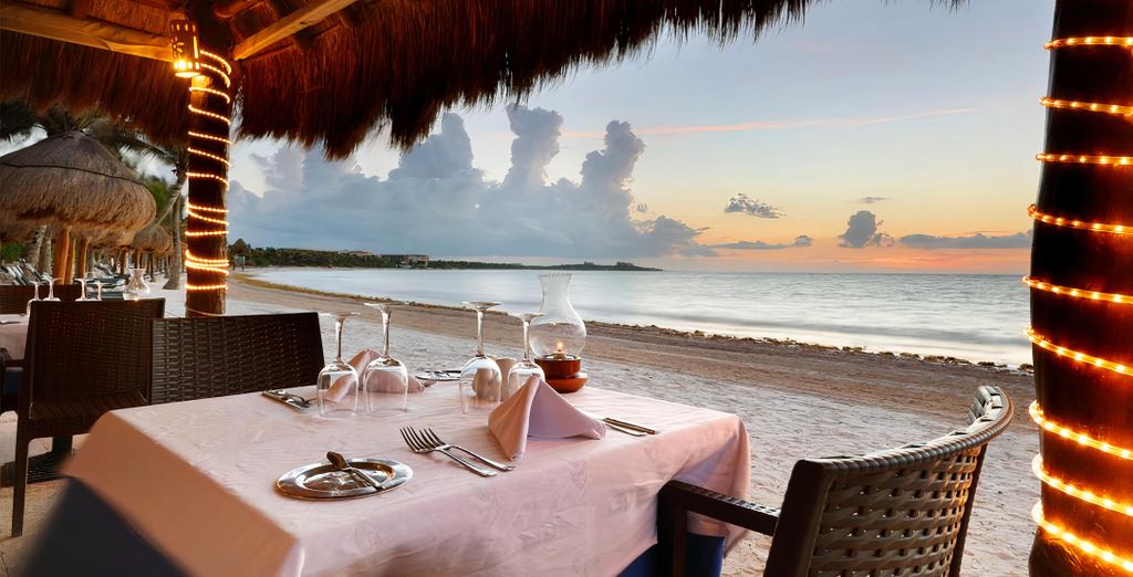 Grand Palladium White Sand Resort & Spa 5*