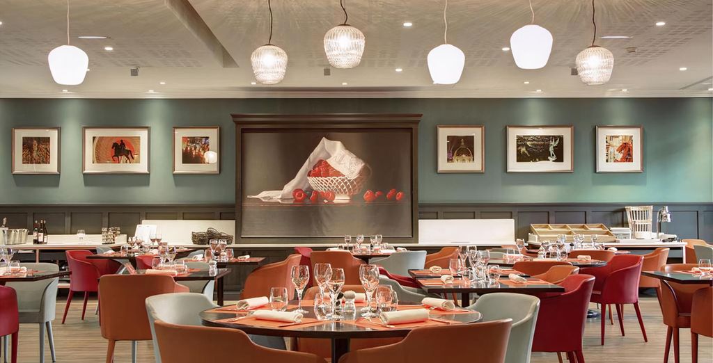 Crowne Plaza Lyon 4*
