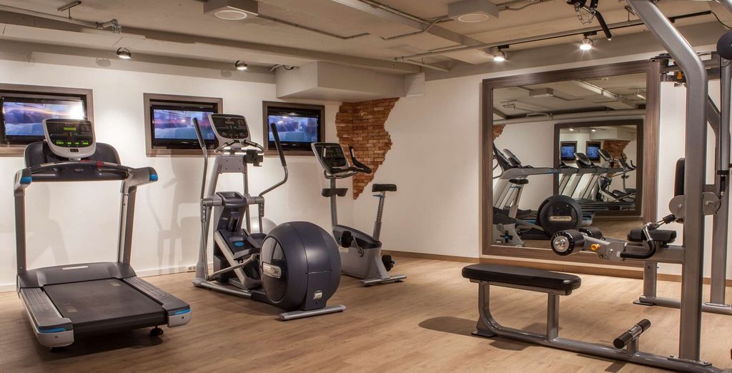 Radisson Blu Hotel, Amsterdam City Center 4*
