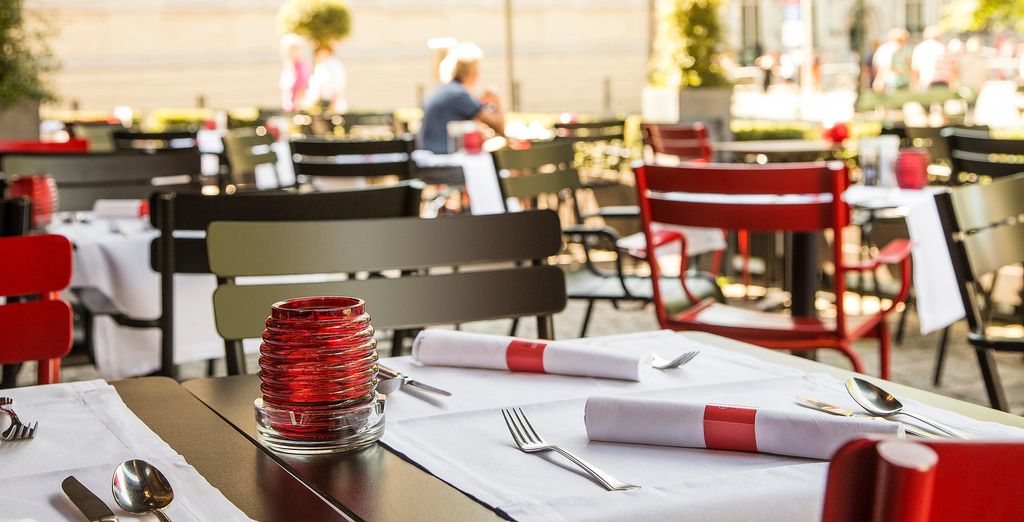 Crowne Plaza Brugge 4*