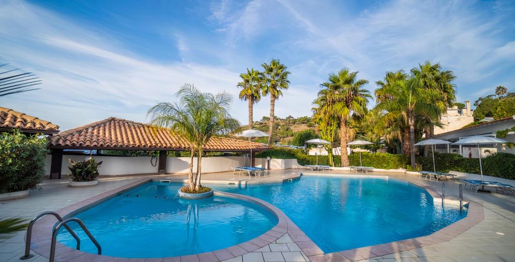 Villaggio Baia D'Ercole 4*