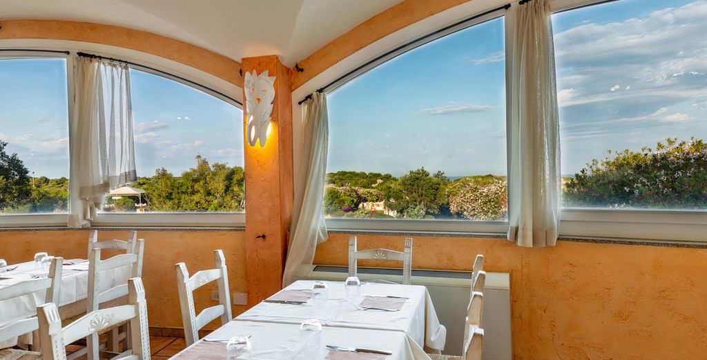 Sant'Elmo Beach Hotel 4* 