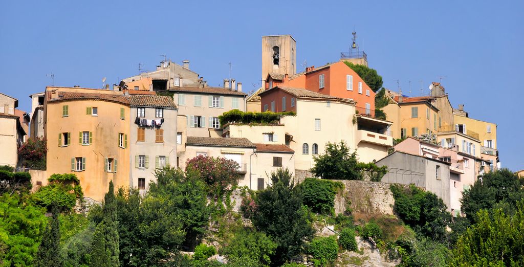 Mouratoglou Hotel & Resort  4*