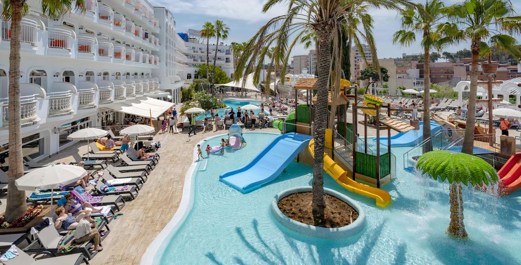 Hôtel SuneoClub Costa Brava 4*