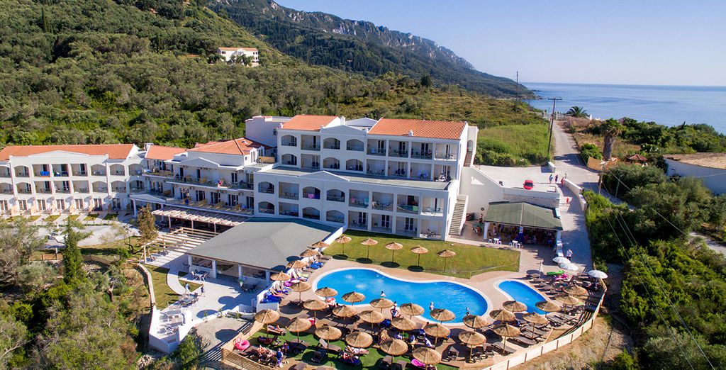 Saint George Palace 4*