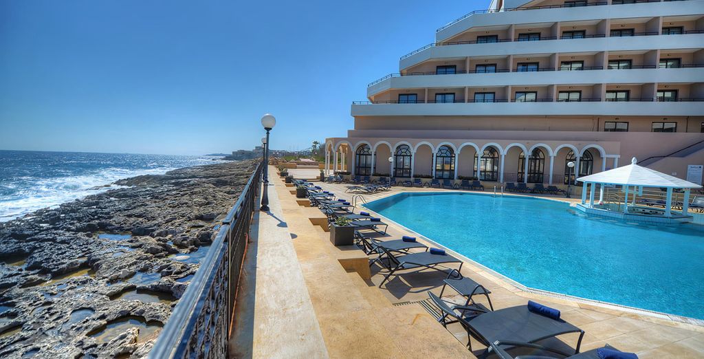 Radisson Blu Resort Malta Saint Julian's 5*