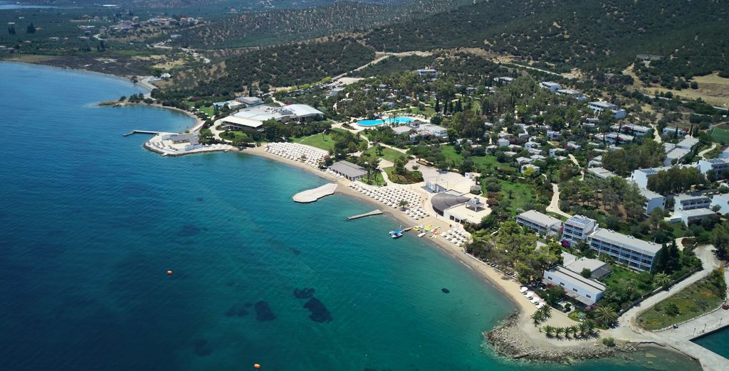 Hydra Beach Resort 5*