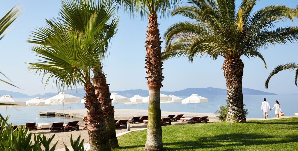 Hydra Beach Resort 5*
