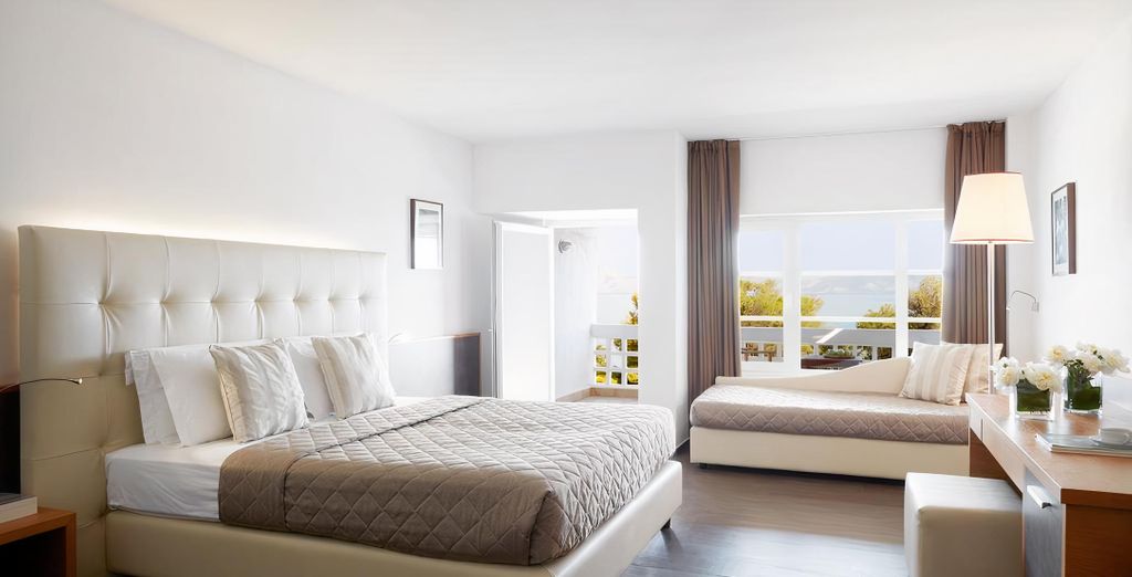 Hydra Beach Resort 5*