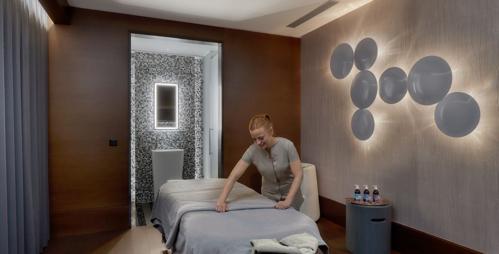 Royal Savoy Hotel Lausanne 5*