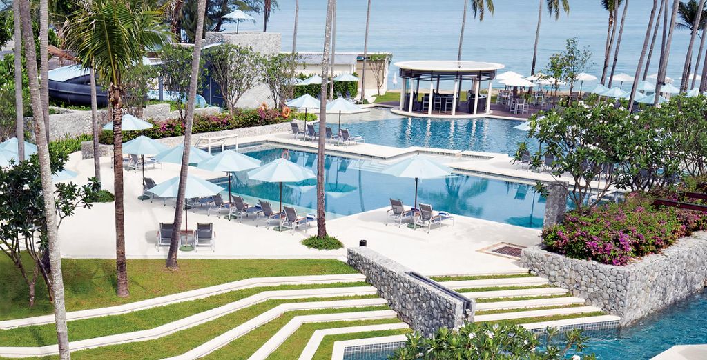Outrigger Laguna Phuket Beach Resort 5*