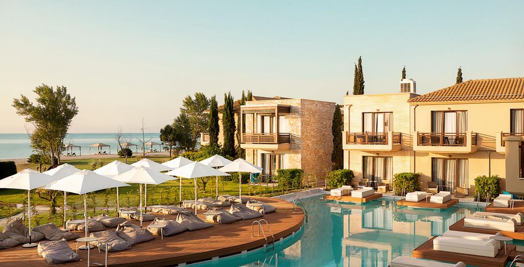 Mediterranean Village Hotel & Spa 5*