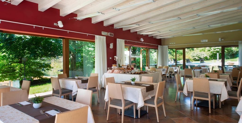 Vital Hotel Flora 4*