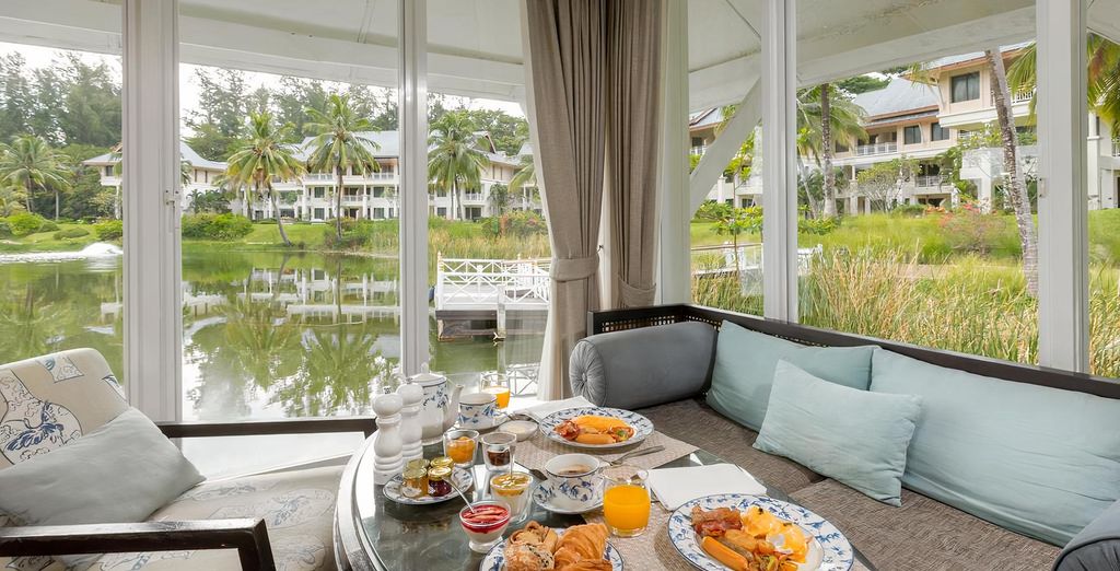Outrigger Laguna Phuket Beach Resort 5*