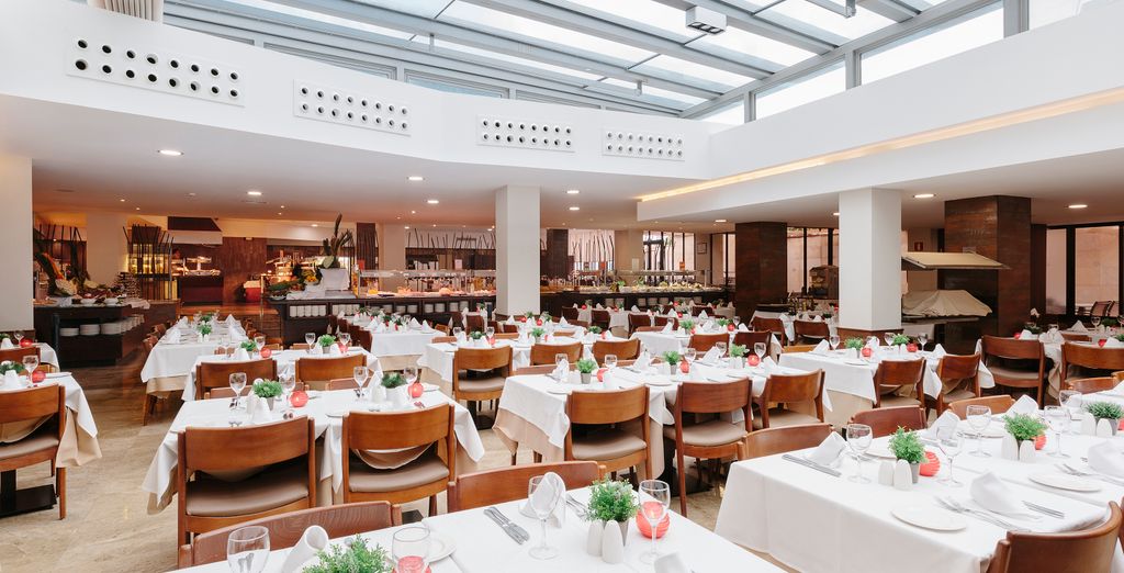 Alua Hawaii Mallorca & Suites 4*