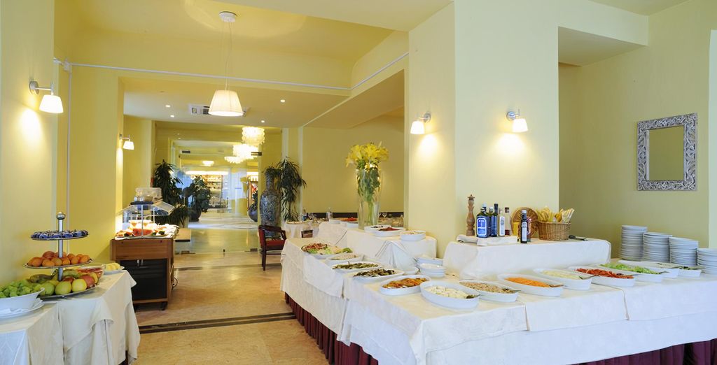 Grand Hotel Mediterranée 4*