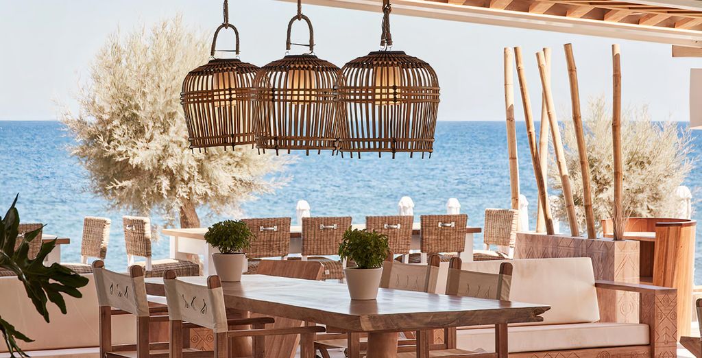 Nikki Beach Santorini 5*